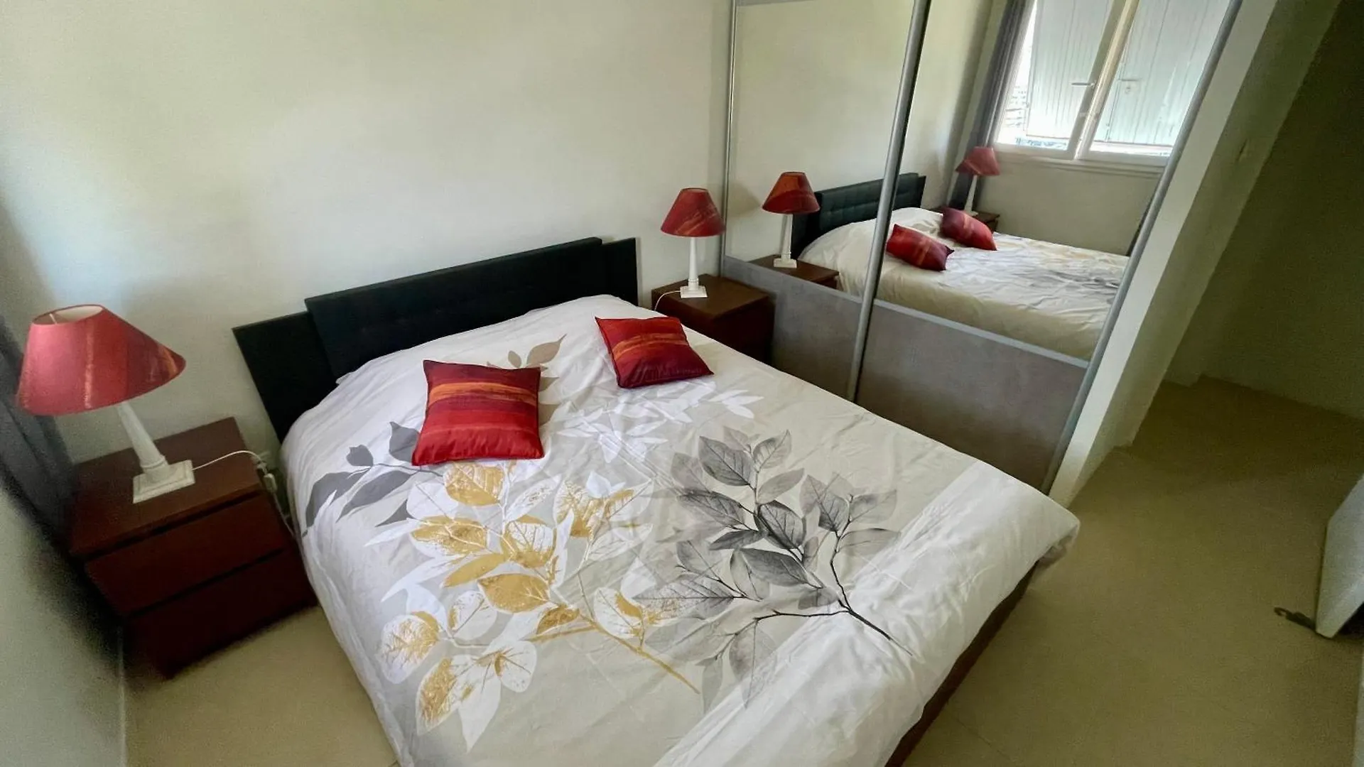 Apartment Vue Mer Epoustouflante - Appartement 6 Pers Marseille France